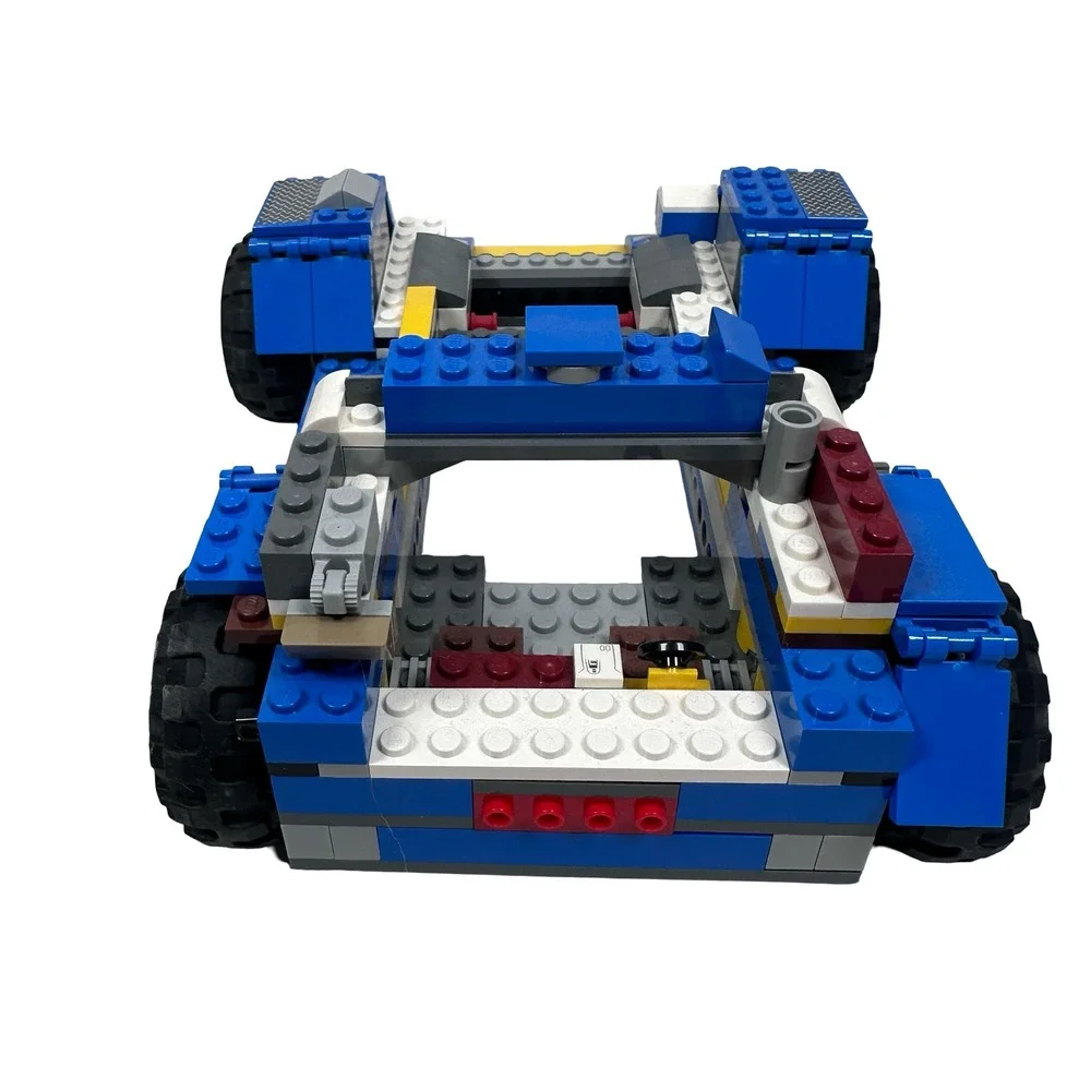 LEGO Jurassic World T-Rex Tracker Vehicle Base 75918‎ Partially Built INCOMPLETE